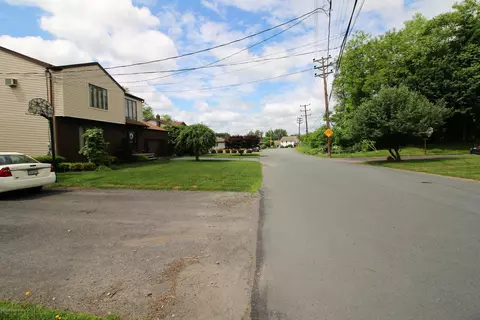 81 12 Connell St, Old Forge, PA 18518 photo 6