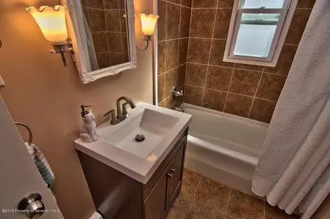 141 Third St, Old Forge, PA 18518 photo 11