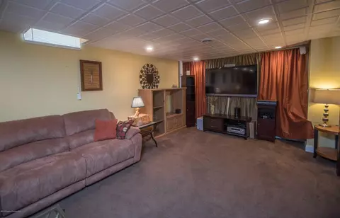 100 Tudy Ln, Olyphant, PA 18447 photo 37