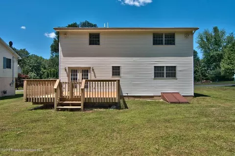 603 Loop Ave, Scranton, PA 18508 photo 3