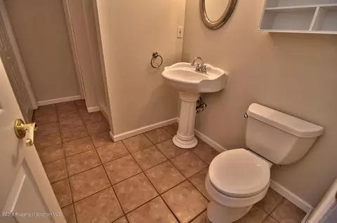 603 Loop Ave, Scranton, PA 18508 photo 17
