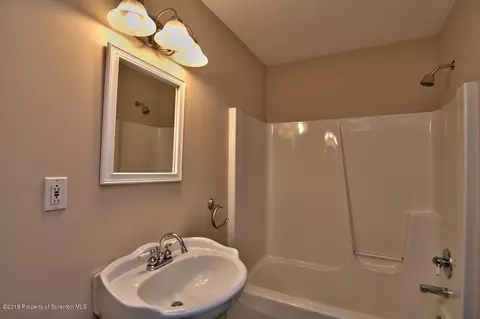 603 Loop Ave, Scranton, PA 18508 photo 23