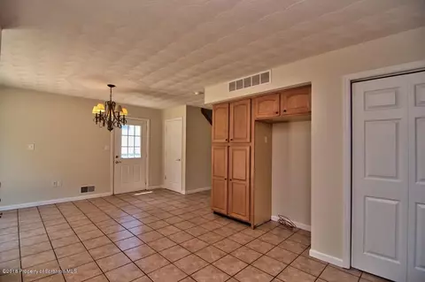 603 Loop Ave, Scranton, PA 18508 photo 14