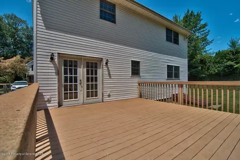 603 Loop Ave, Scranton, PA 18508 photo 4