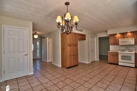 603 Loop Ave, Scranton, PA 18508 photo 10