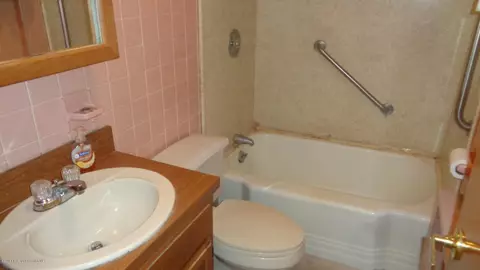 809 Link St, Dickson City, PA 18519 photo 8