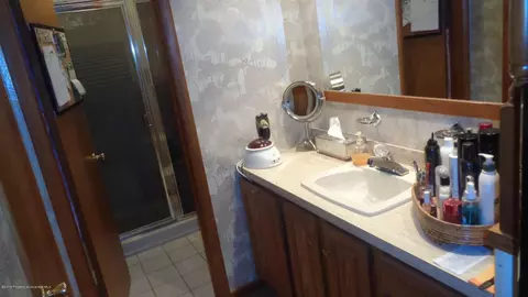 804 Delaware St, Mayfield, PA 18433 photo 22