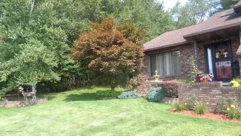 804 Delaware St, Mayfield, PA 18433 photo 36