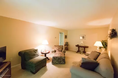 1709 Summit Pointe, Scranton, PA 18508 photo 2