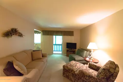 1709 Summit Pointe, Scranton, PA 18508 photo 4