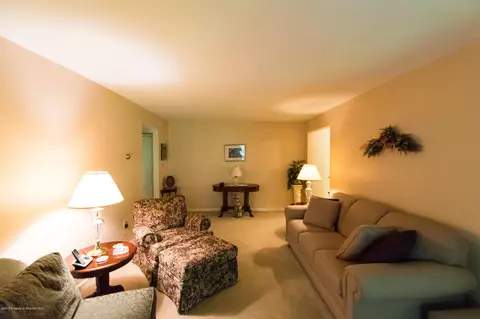1709 Summit Pointe, Scranton, PA 18508 photo 3