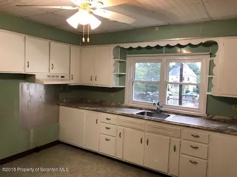 115 Ferdinand St, Scranton, PA 18503 photo 3