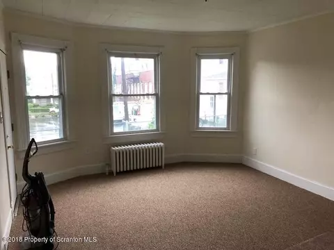 115 Ferdinand St, Scranton, PA 18503 photo 4