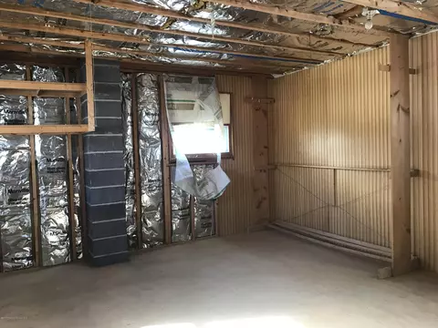 139 E Pine St, Dunmore, PA 18512 photo 13