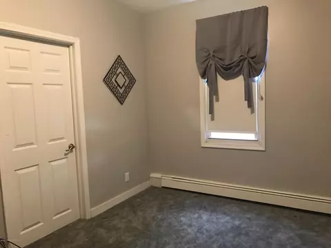 147 E Pine St, Dunmore, PA 18512 photo 12