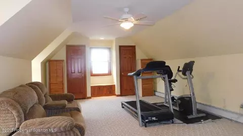 4 Ivy Dr, Shavertown, PA 18708 photo 22