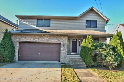 717 E Lackawanna Ave, Olyphant, PA 18447 photo 1