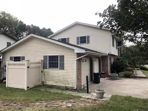 601 Loop Ave, Scranton, PA 18508 photo 3