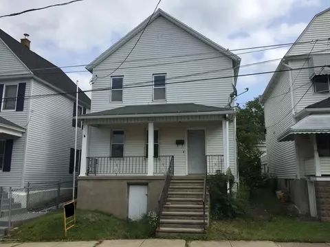 113 Marcus St, Dunmore, PA 18512 photo 2