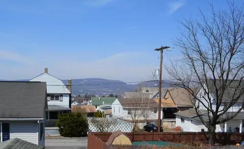 110 Smith St, Dunmore, PA 18512 photo 24