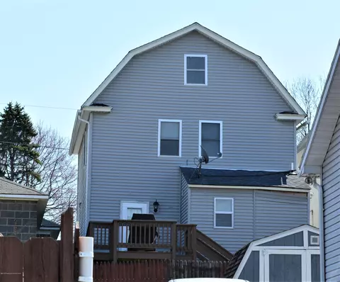 110 Smith St, Dunmore, PA 18512 photo 22