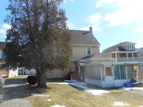 151 Third St, Old Forge, PA 18518 photo 3