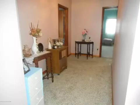850 E Lacka Ave, Olyphant, PA 18447 photo 9