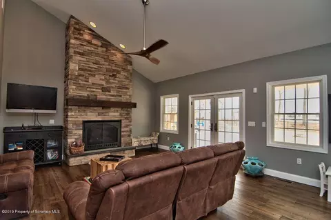 245 Wright Way, Nicholson, PA 18446 photo 10