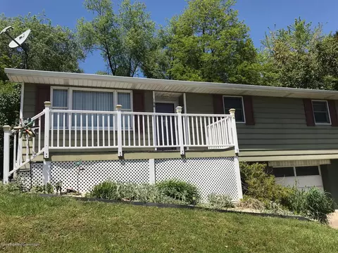 126 Taroli St, Old Forge, PA 18518 photo 1