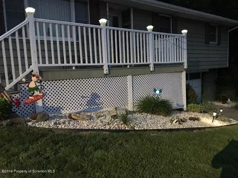 126 Taroli St, Old Forge, PA 18518 photo 10