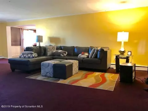 232 Pine St, Old Forge, PA 18518 photo 8