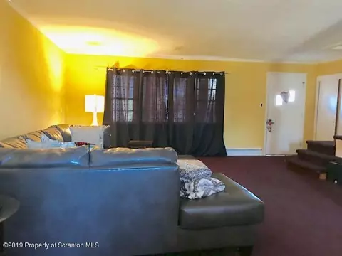 232 Pine St, Old Forge, PA 18518 photo 7