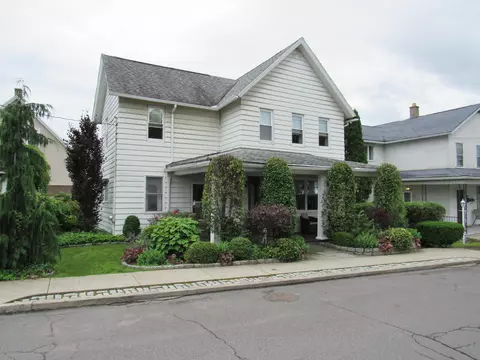178 E Pine St, Dunmore, PA 18512 photo 1