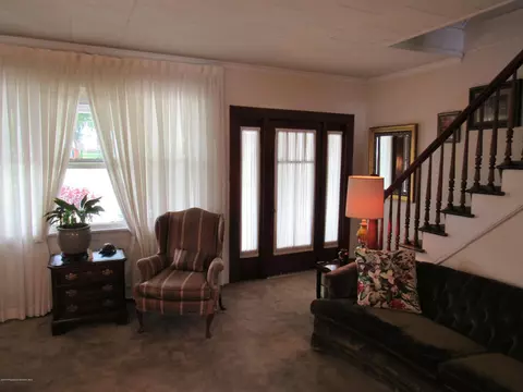 178 E Pine St, Dunmore, PA 18512 photo 12