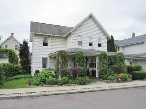 178 E Pine St, Dunmore, PA 18512 photo 32