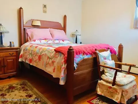 44 Elm St, Old Forge, PA 18518 photo 12