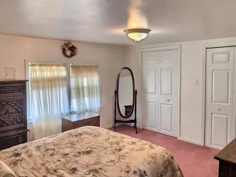 603 E Pine St, Olyphant, PA 18447 photo 16