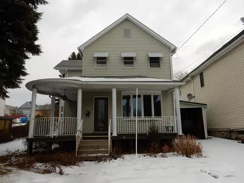 698 E Lackawanna Ave, Olyphant, PA 18447 photo 1