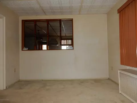 698 E Lackawanna Ave, Olyphant, PA 18447 photo 8