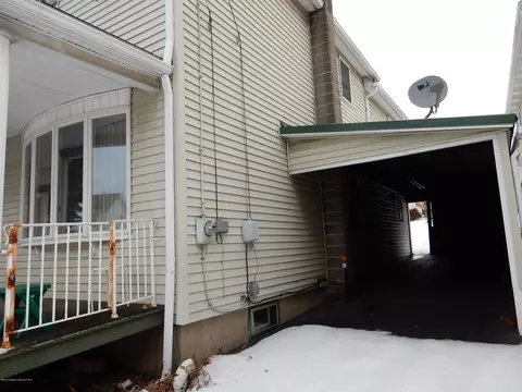 698 E Lackawanna Ave, Olyphant, PA 18447 photo 28