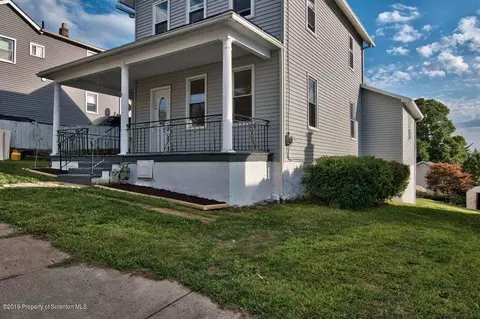 152 E Pine St, Dunmore, PA 18512 photo 36