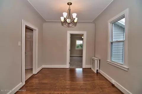 152 E Pine St, Dunmore, PA 18512 photo 16