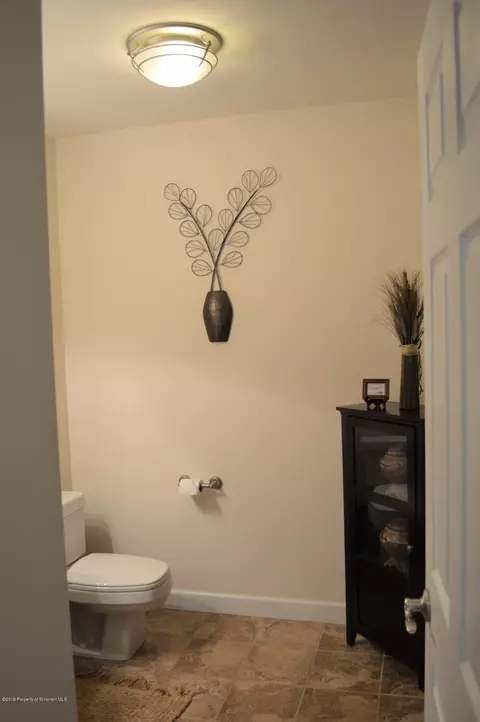 446 Main St, Eynon, PA 18403 photo 30