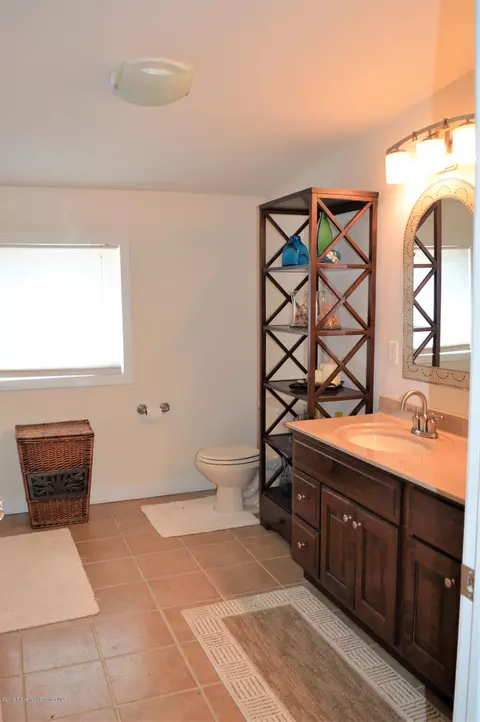 446 Main St, Eynon, PA 18403 photo 52