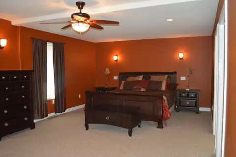 446 Main St, Eynon, PA 18403 photo 34