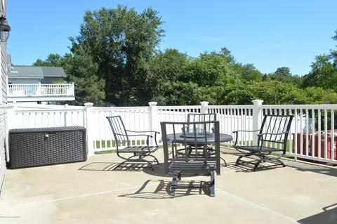 446 Main St, Eynon, PA 18403 photo 29
