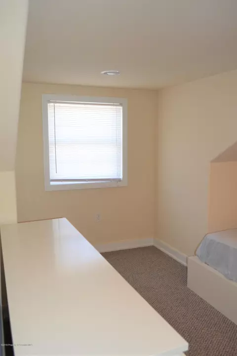 446 Main St, Eynon, PA 18403 photo 50