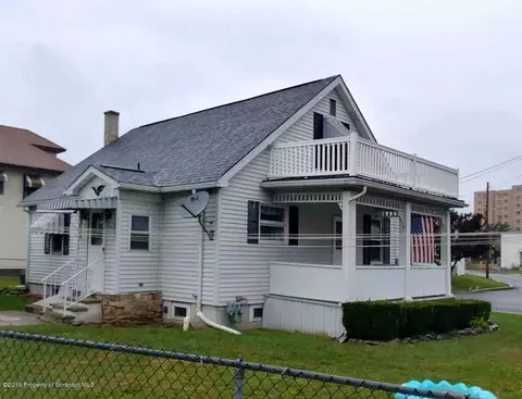 231 Mary St, Olyphant, PA 18447 photo 2