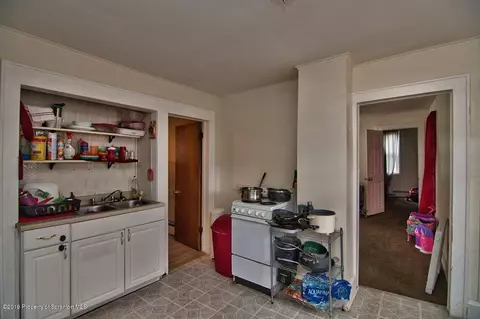 111 Oak Ct, Olyphant, PA 18447 photo 20