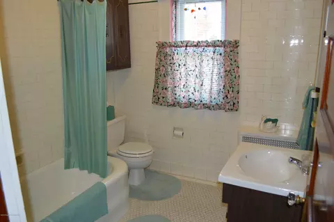 846 E Scott St, Olyphant, PA 18447 photo 24
